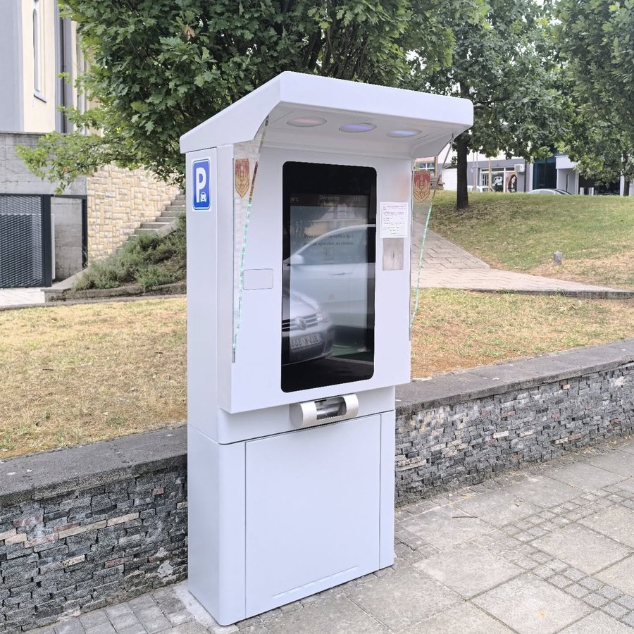 BSI Parkomat — Automated Parking Payment Kiosk
