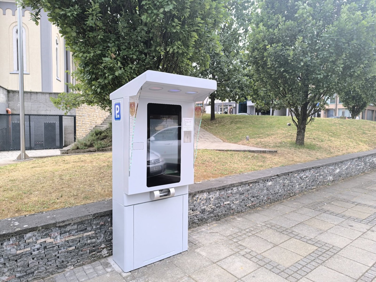 BSI Parkomat — Automated Parking Payment Kiosk